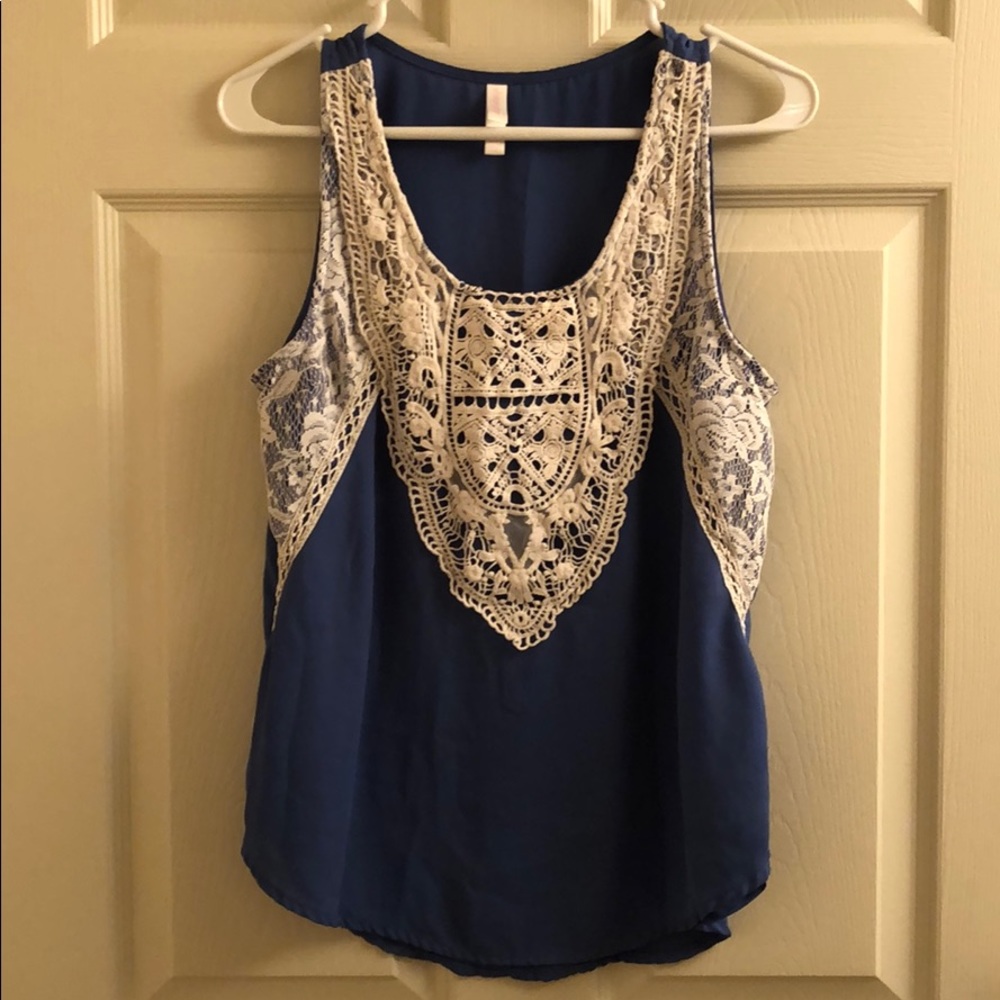 Xhilaration blue tank top with lace detail